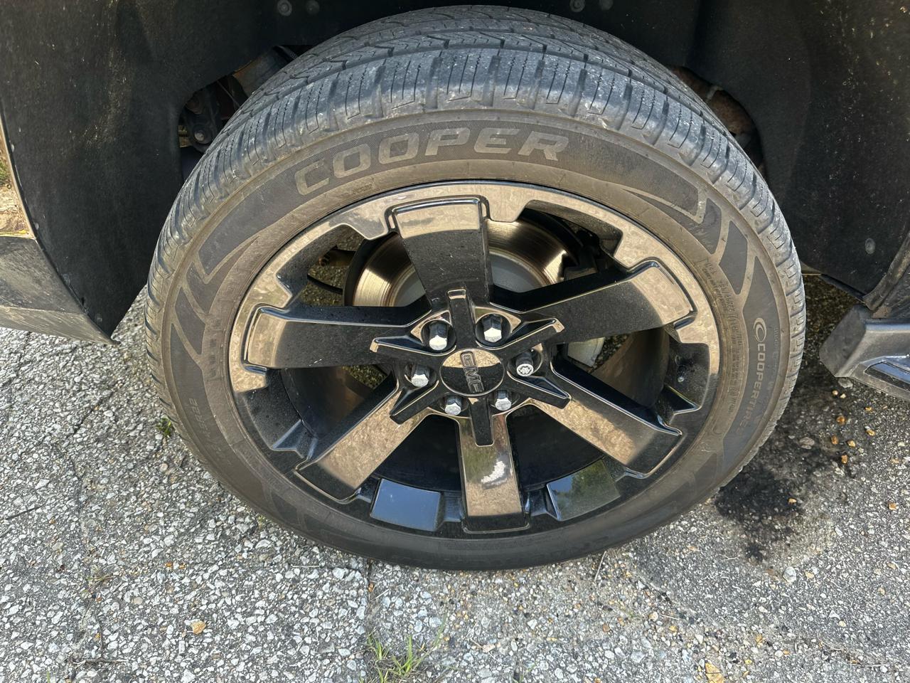 GMC Yukon 4WD 4dr SLT 2019