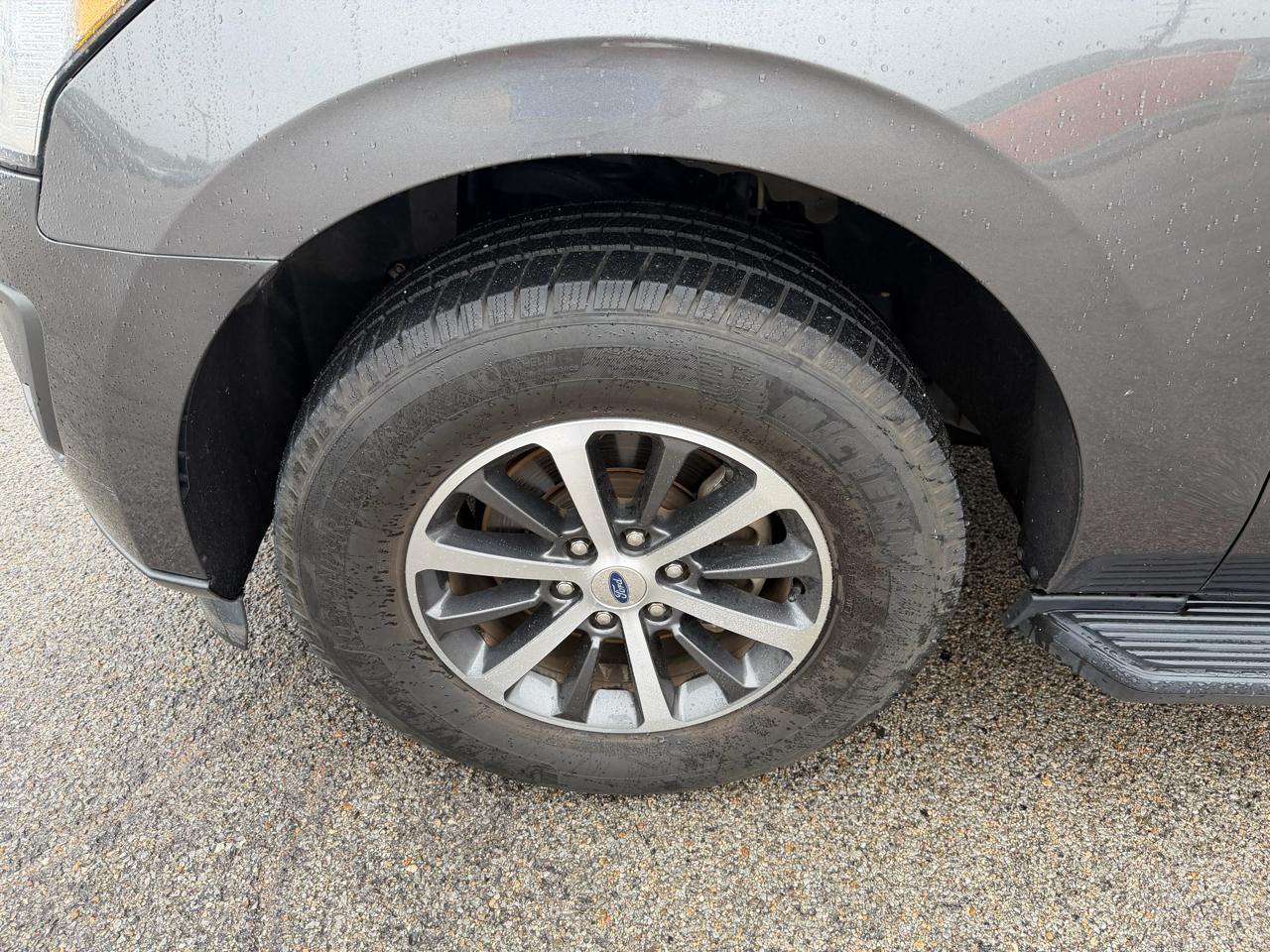 Ford Expedition XLT 4x4 2019