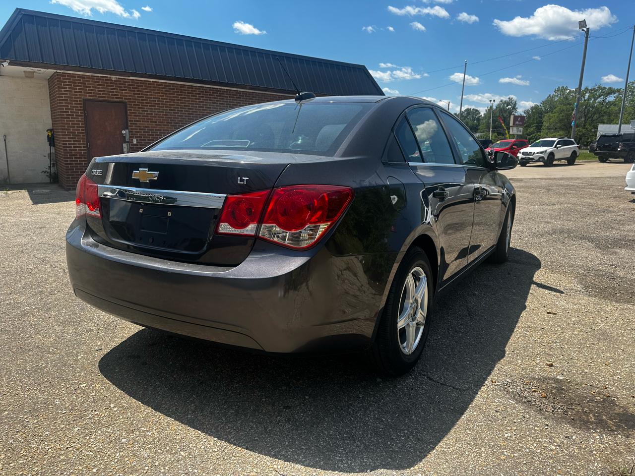 Chevrolet Cruze Limited 4dr Sdn Auto LT w/1LT 2016