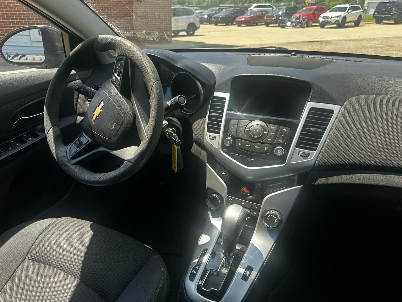 Chevrolet Cruze Limited 4dr Sdn Auto LT w/1LT 2016