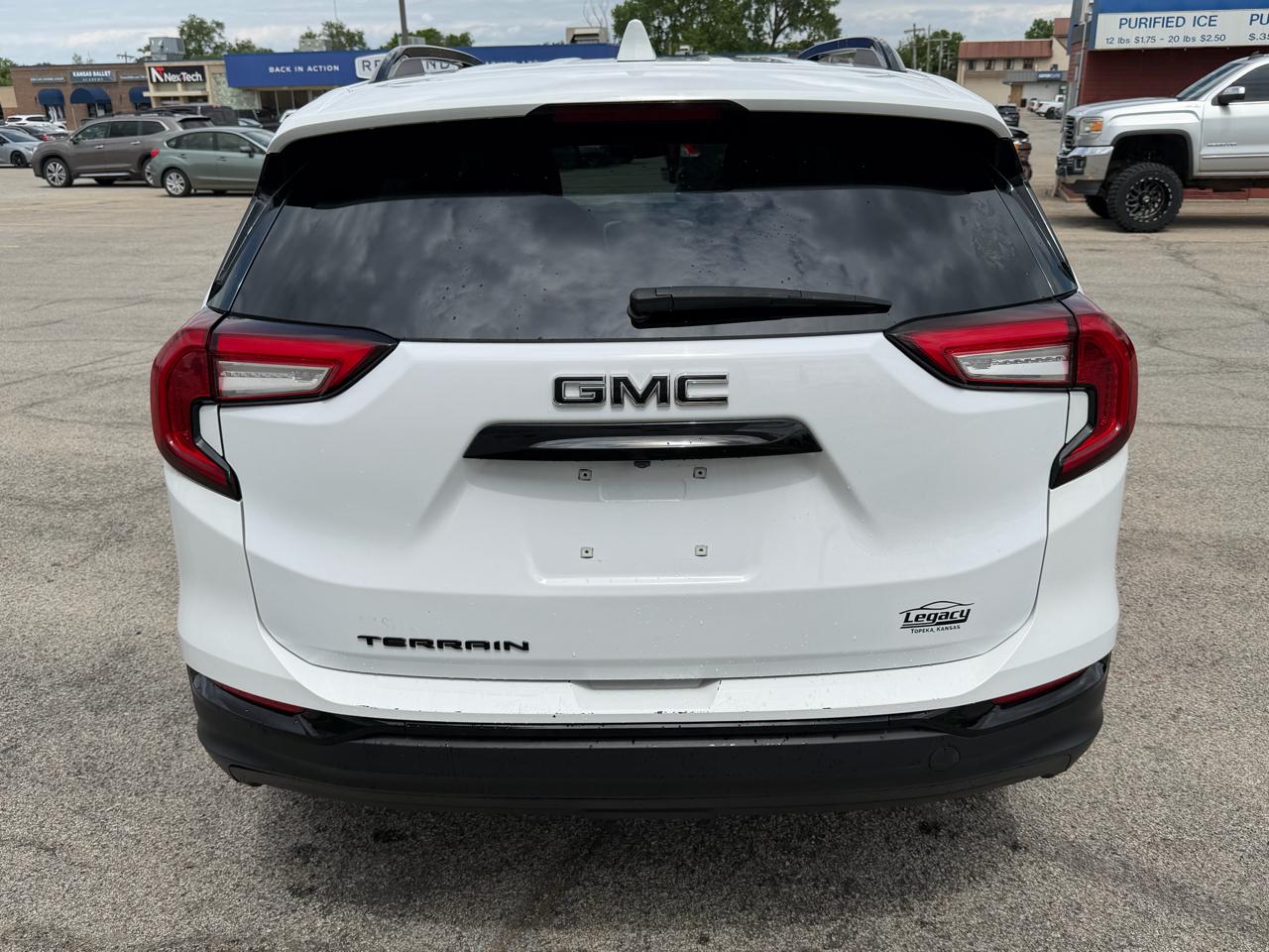 GMC Terrain FWD 4dr SLE 2022