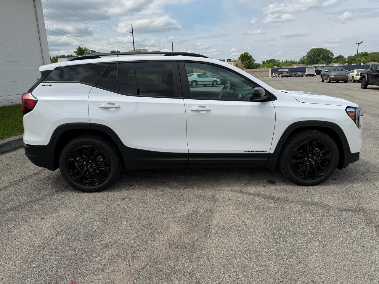 GMC Terrain FWD 4dr SLE 2022
