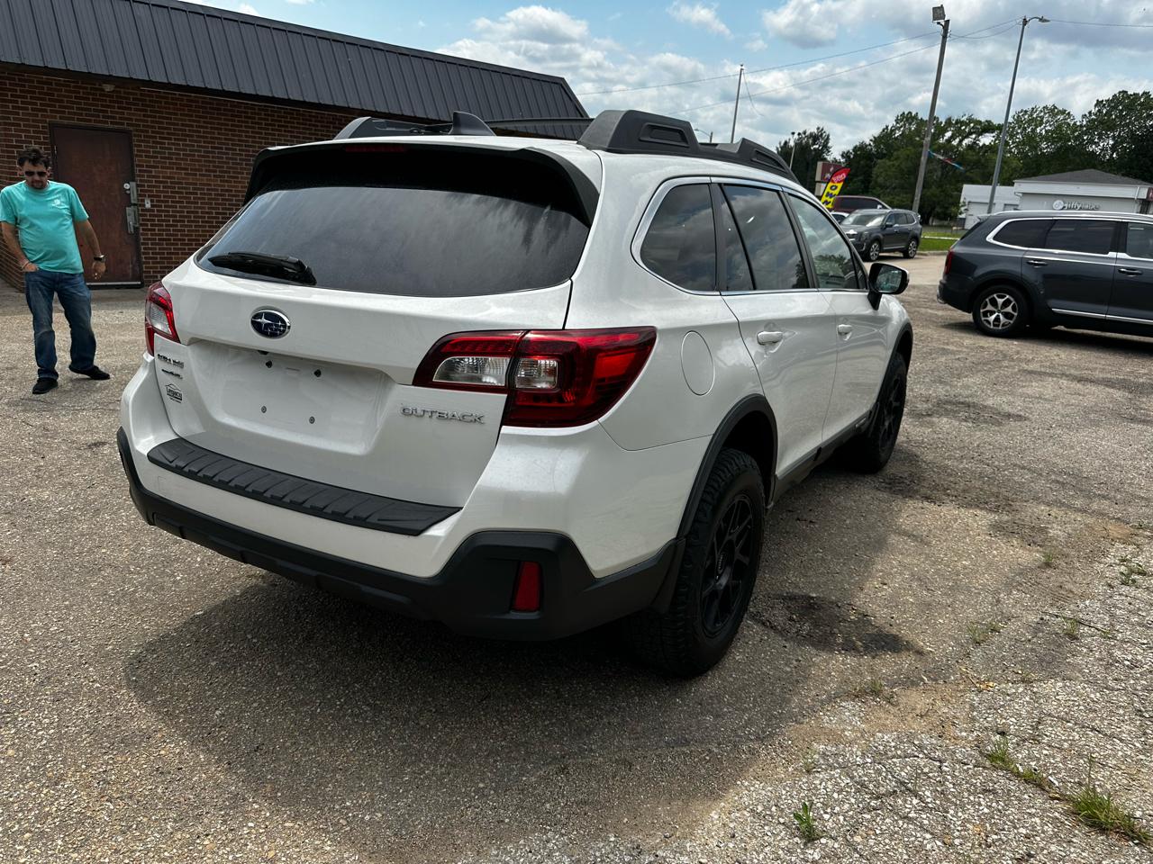 Subaru Outback 2.5i Premium 2019