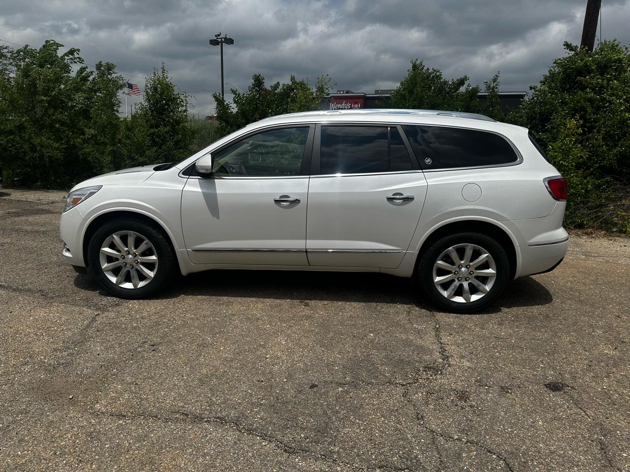Buick Enclave AWD 4dr Premium 2017