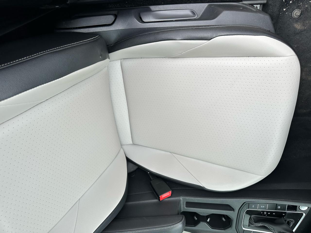 Volkswagen Jetta R-Line Auto w/SULEV 2019