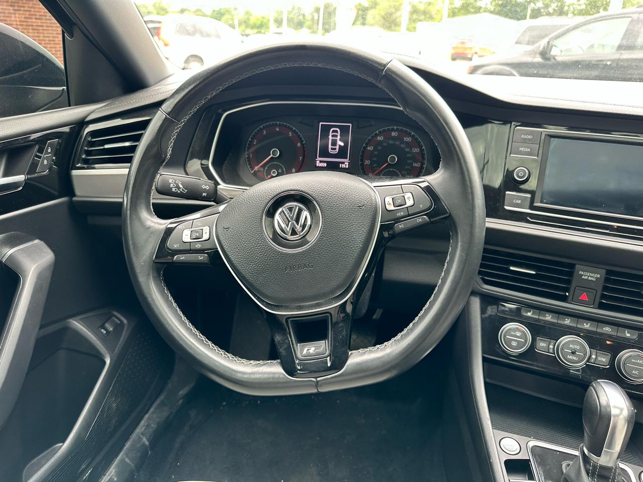 Volkswagen Jetta R-Line Auto w/SULEV 2019