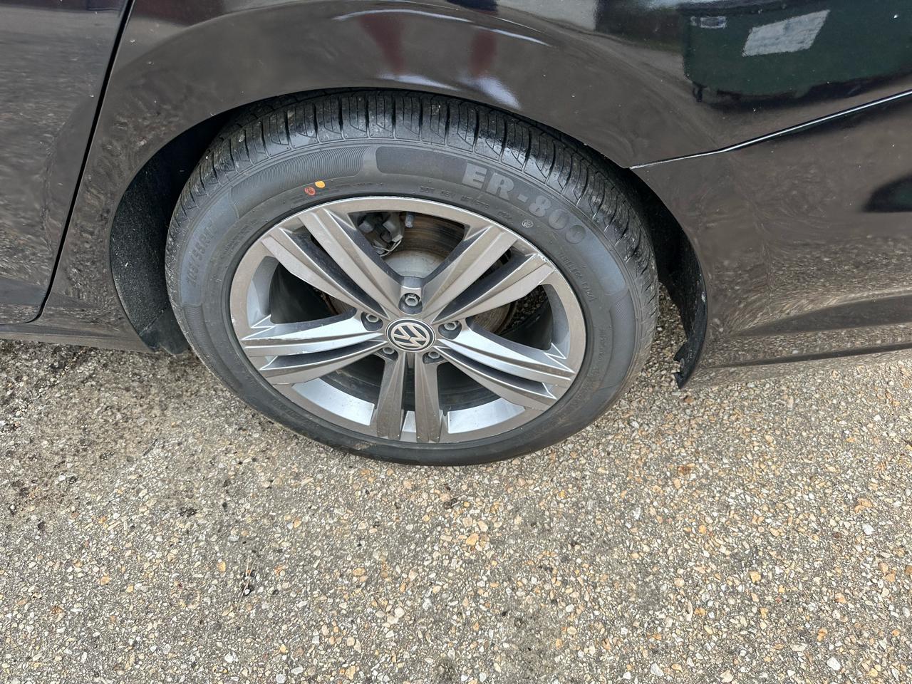 Volkswagen Jetta R-Line Auto w/SULEV 2019