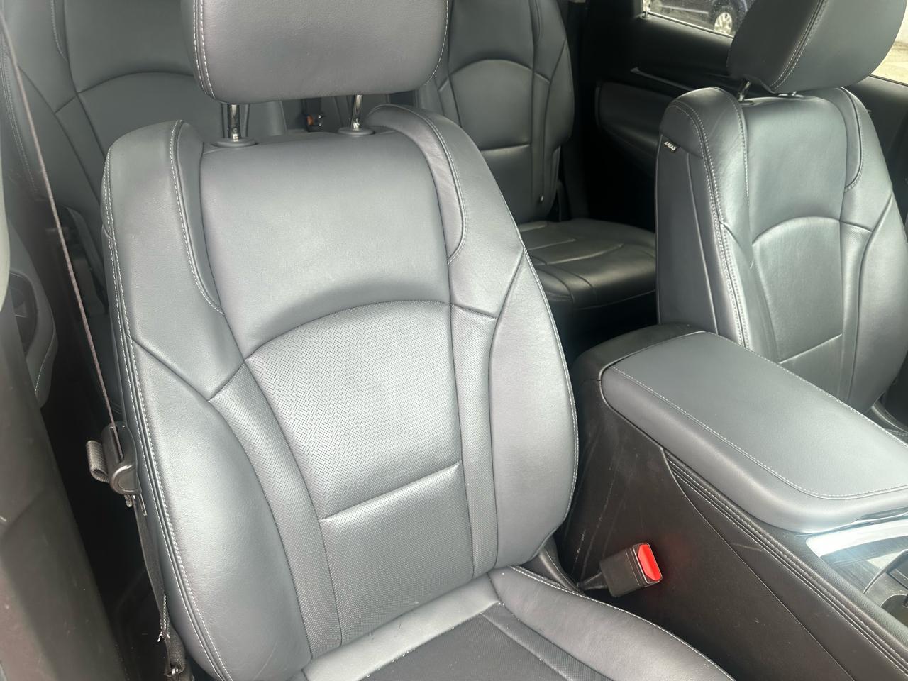 Buick Enclave AWD 4dr Premium 2020