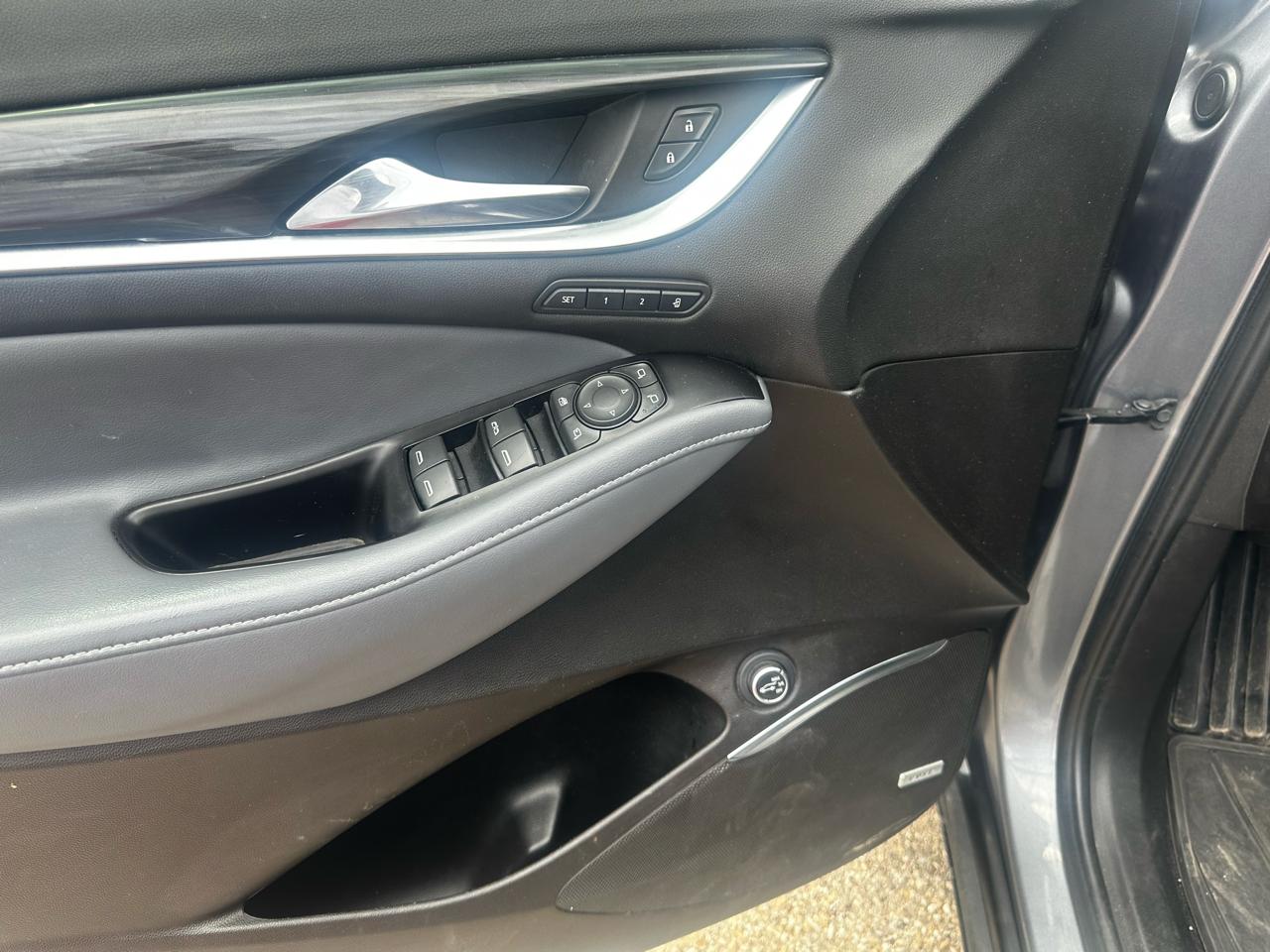 Buick Enclave AWD 4dr Premium 2020