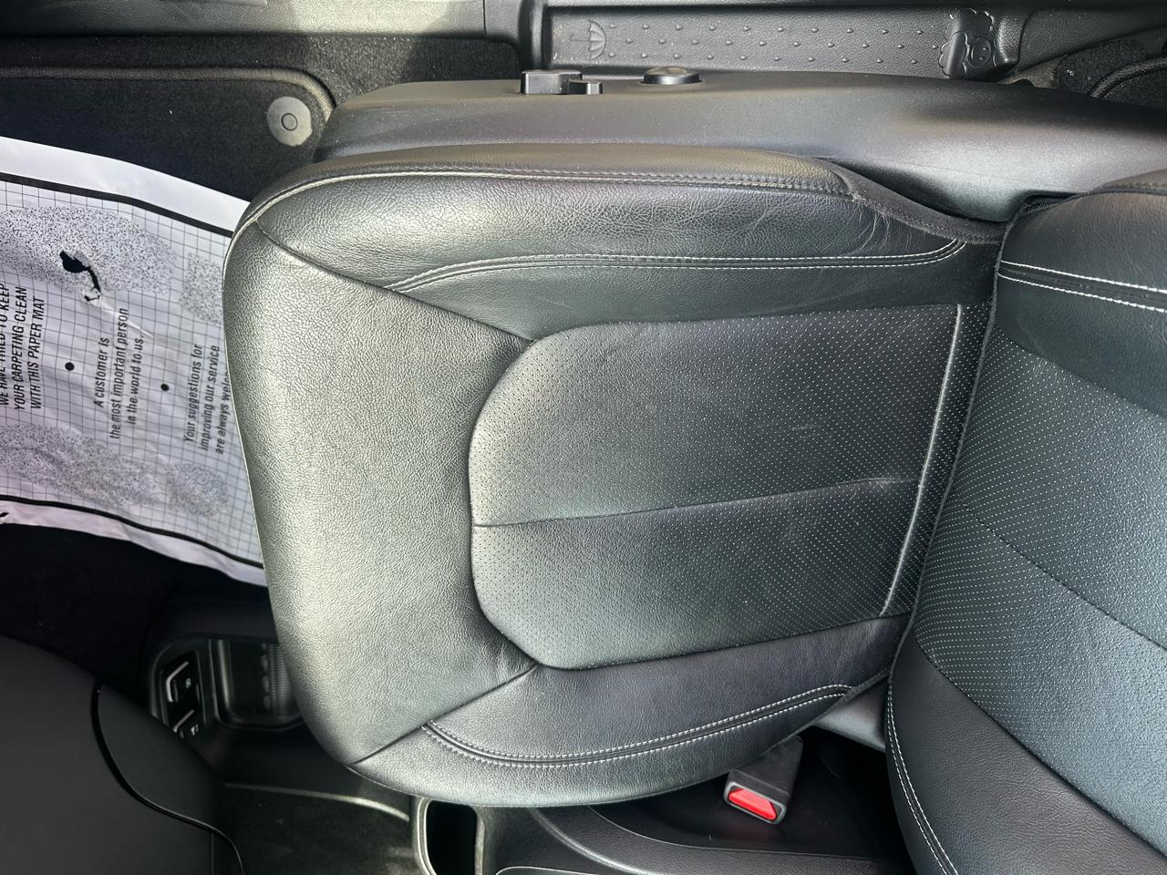 Chrysler Pacifica Touring L FWD 2021