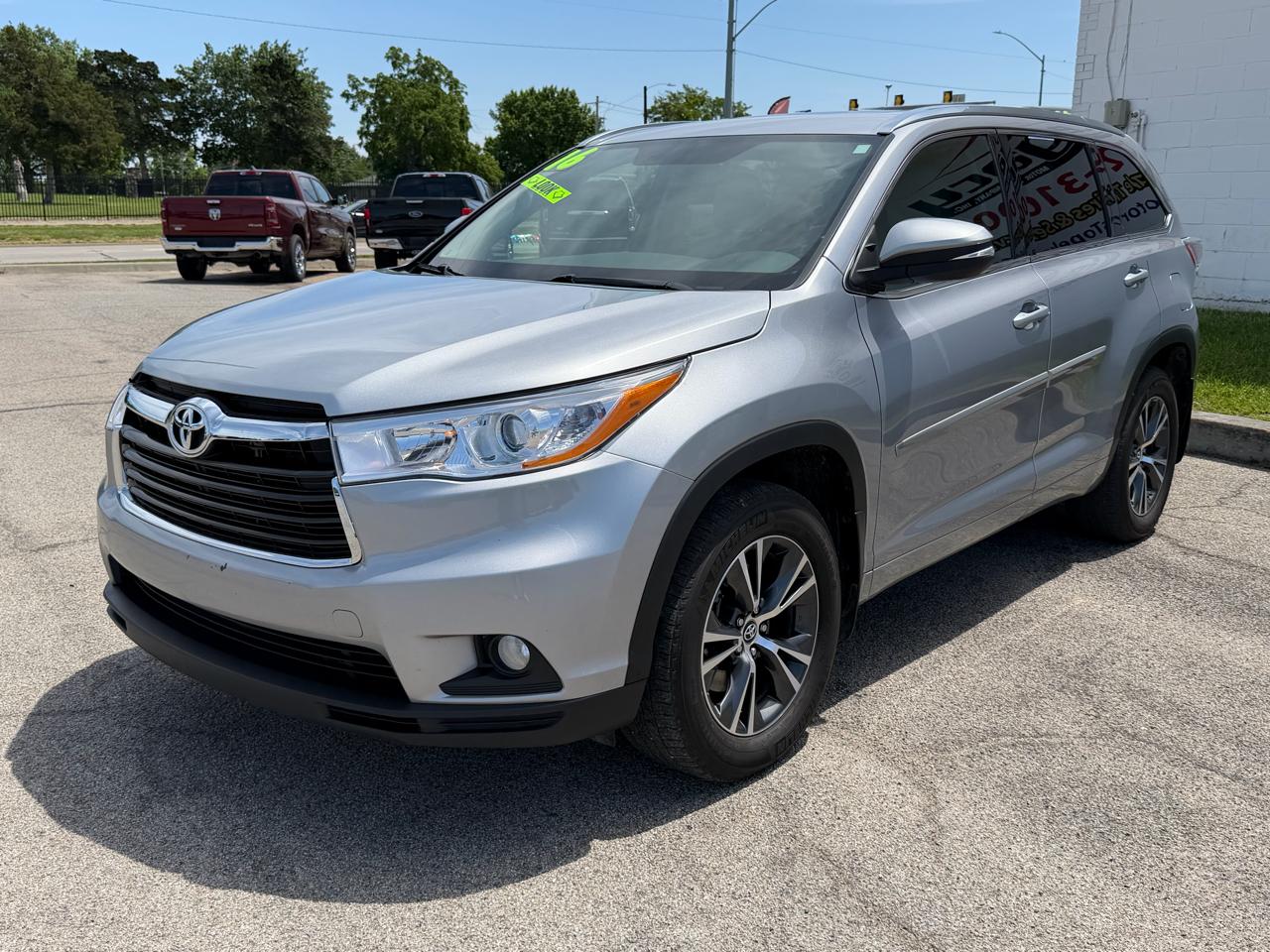 Toyota Highlander AWD 4dr V6 XLE (Natl) 2016