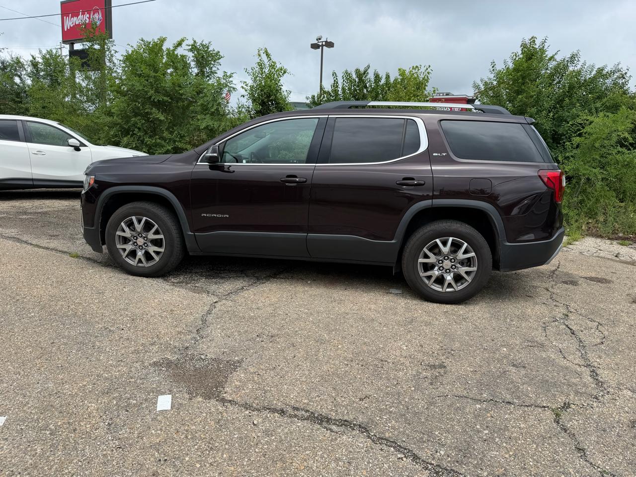 GMC Acadia AWD 4dr SLT 2021