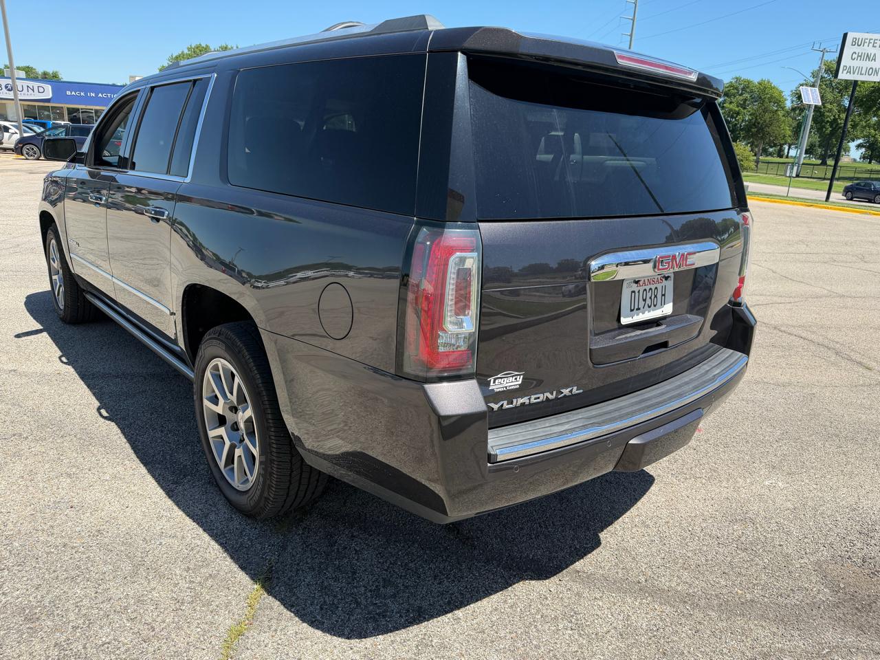 GMC Yukon XL 4WD 4dr Denali 2018
