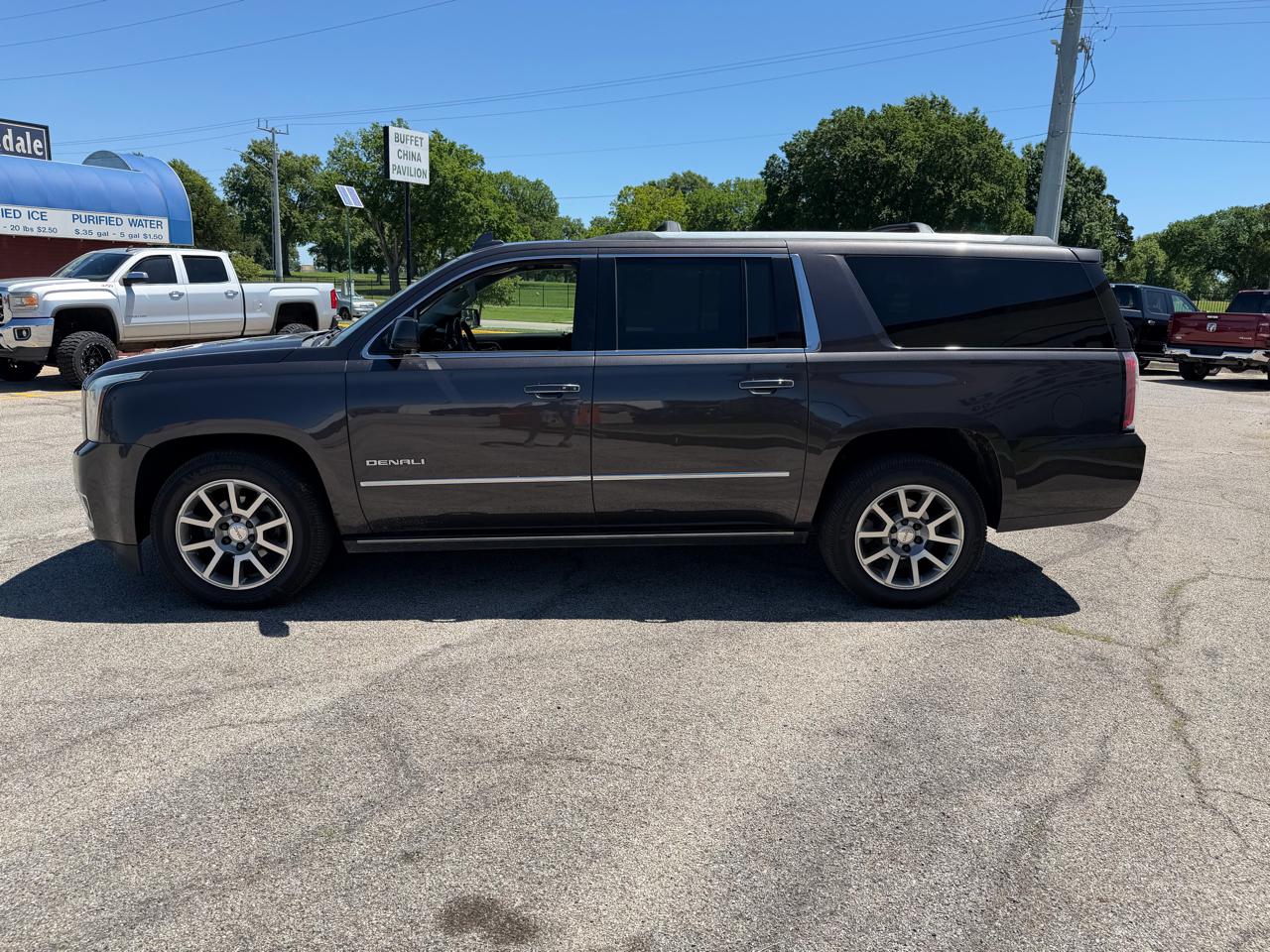GMC Yukon XL 4WD 4dr Denali 2018