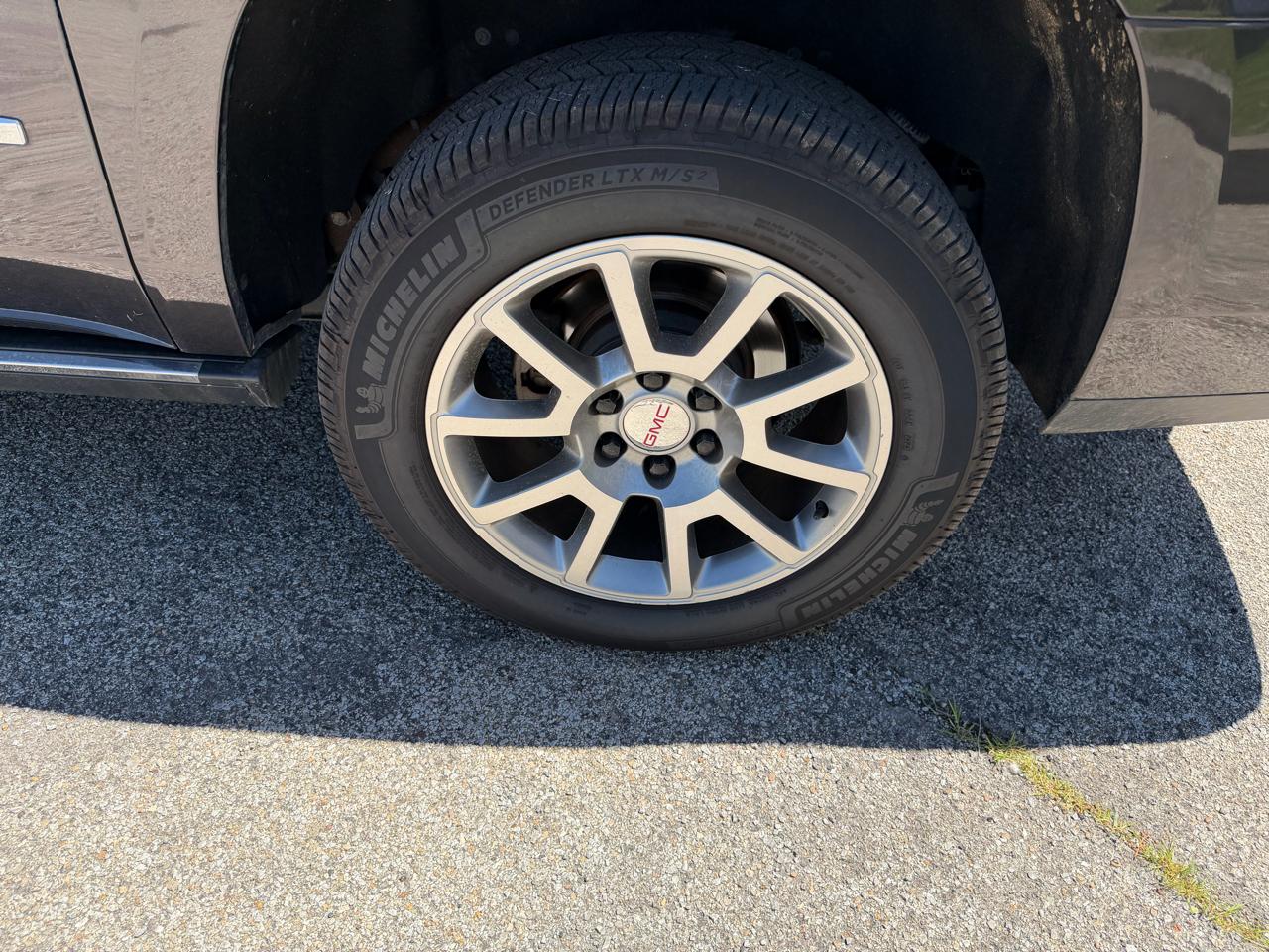GMC Yukon XL 4WD 4dr Denali 2018
