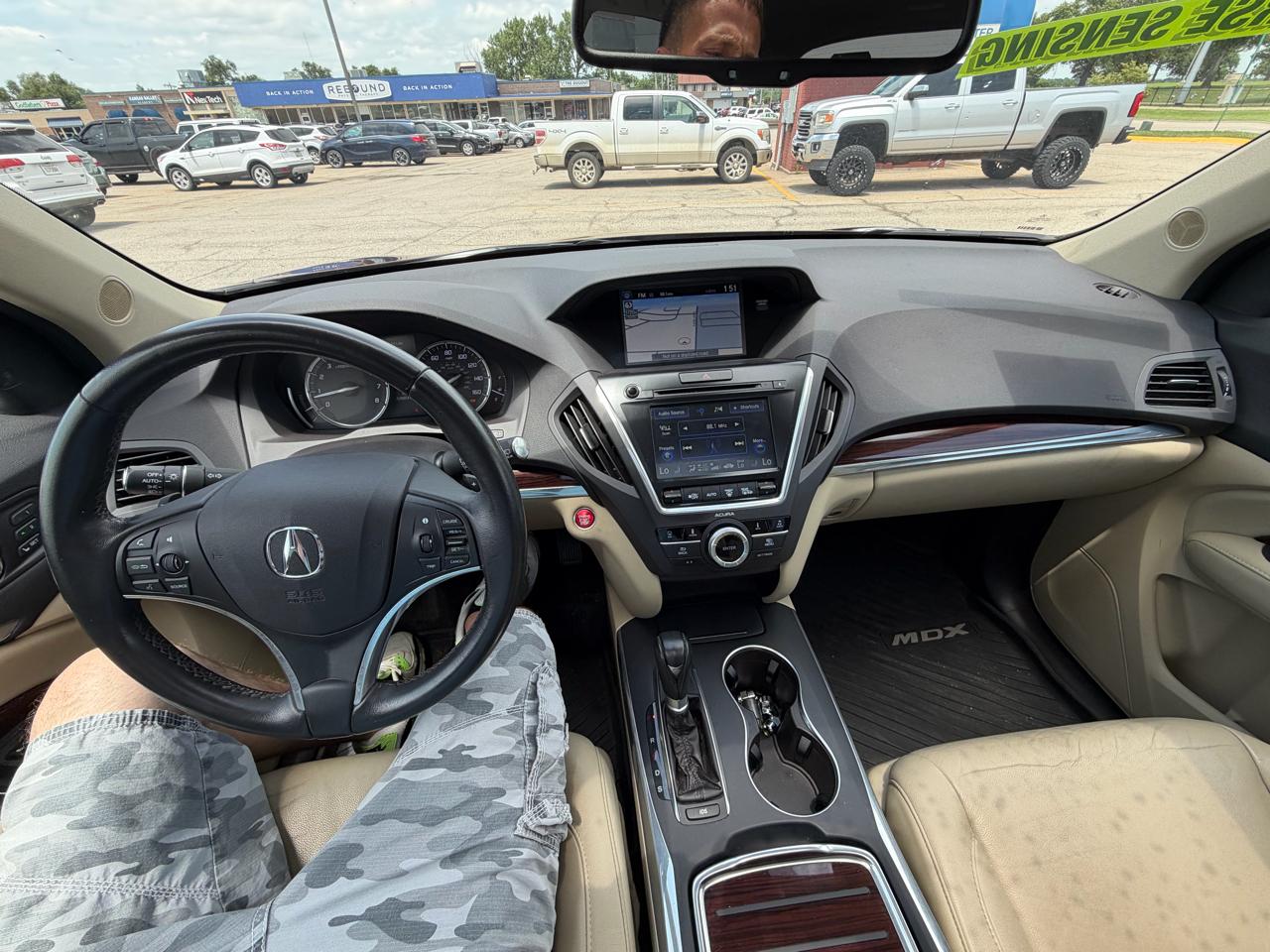 Acura MDX SH-AWD 4dr Tech Pkg 2015
