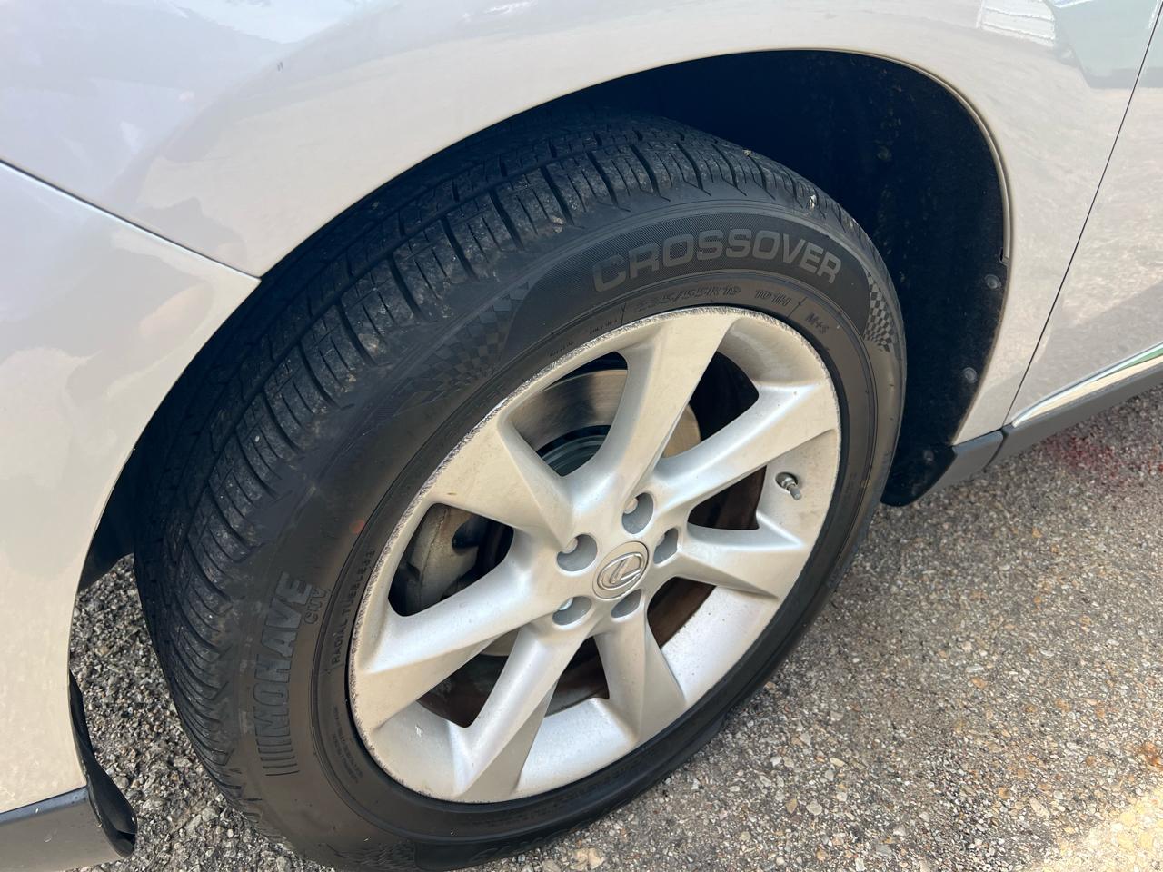 Lexus RX 350 FWD 4dr 2011
