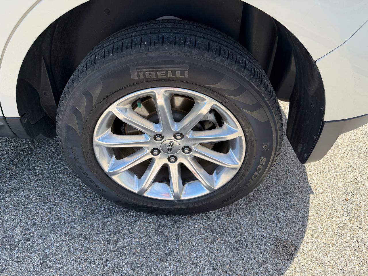 Lincoln MKX FWD 4dr 2012