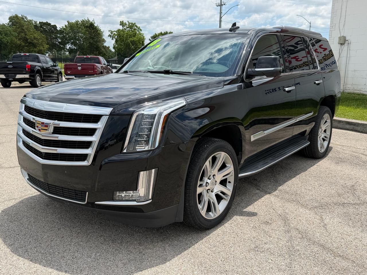 Cadillac Escalade 4WD 4dr Luxury 2018