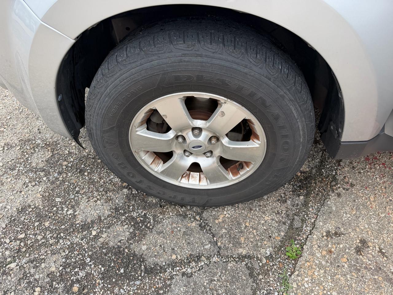 Ford Escape 4WD 4dr Limited 2010