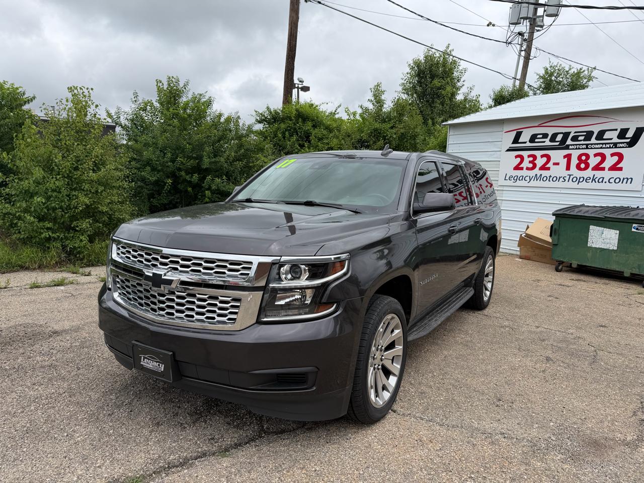 Chevrolet Suburban 4WD 4dr 1500 LT 2017