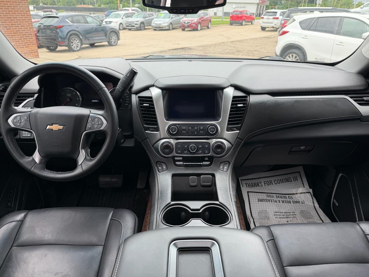 Chevrolet Suburban 4WD 4dr 1500 LT 2017