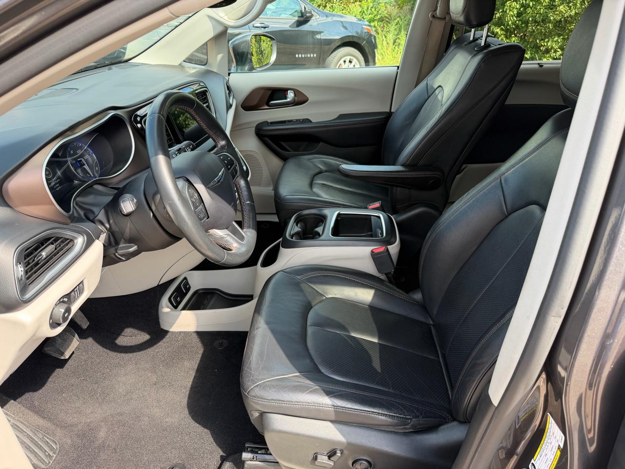 Chrysler Pacifica Touring L Plus FWD 2018