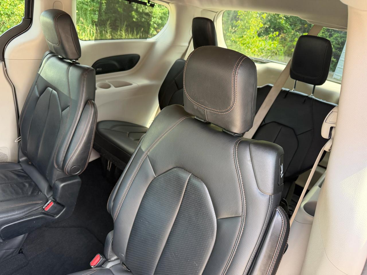 Chrysler Pacifica Touring L Plus FWD 2018