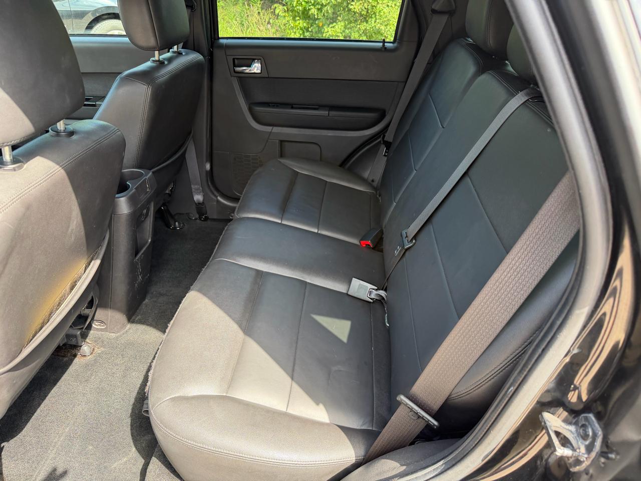 Ford Escape FWD 4dr Limited 2011