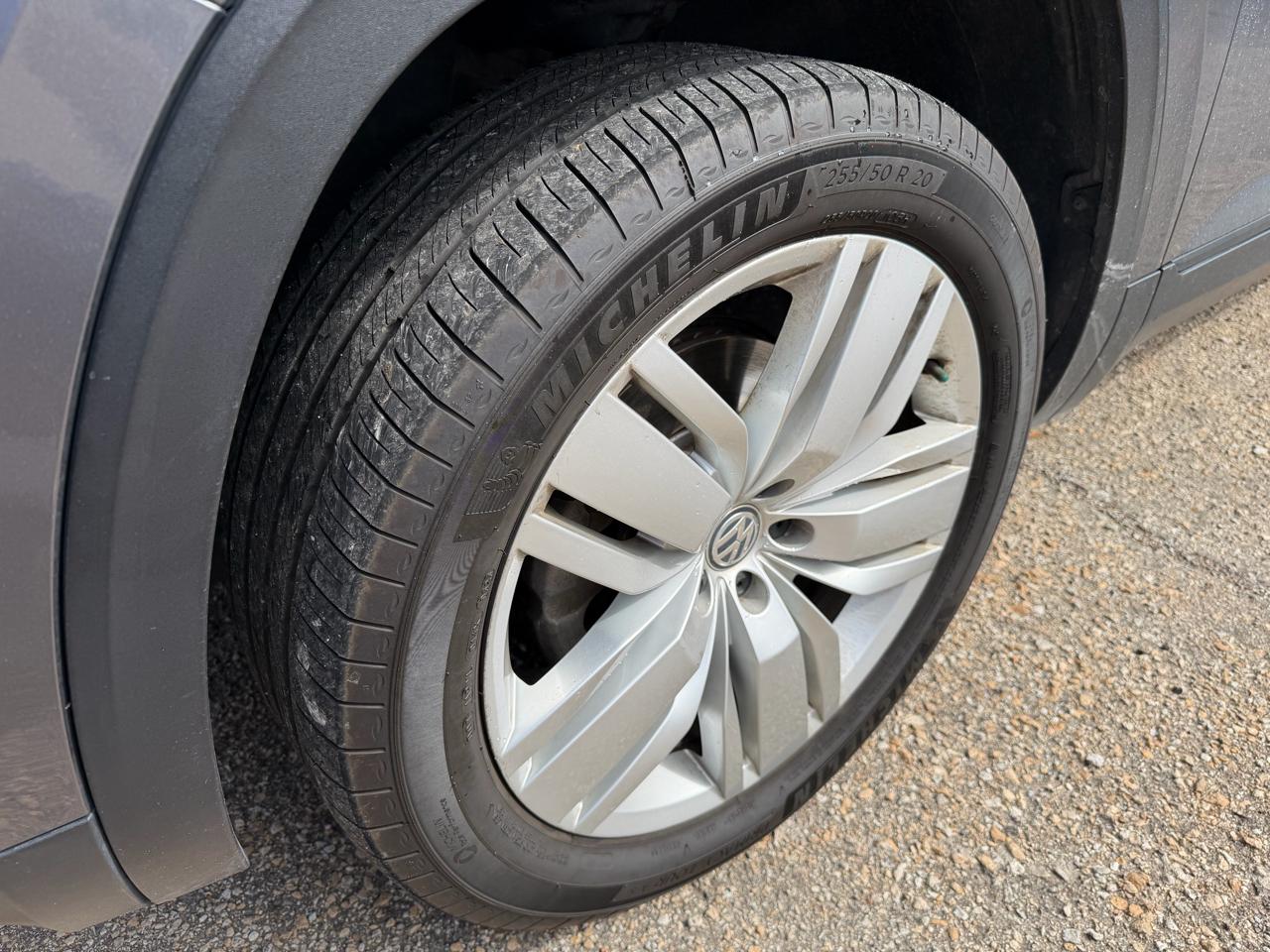 Volkswagen Atlas 3.6L V6 SE w/Technology 4MOTION 2019