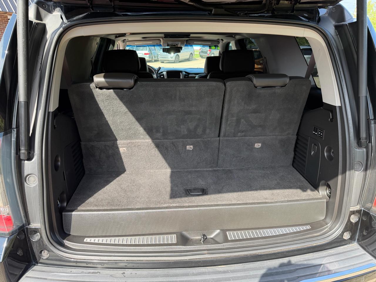 GMC Yukon 4WD 4dr Denali 2017