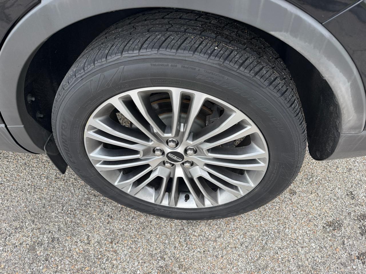 Lincoln MKX AWD 4dr Reserve 2016