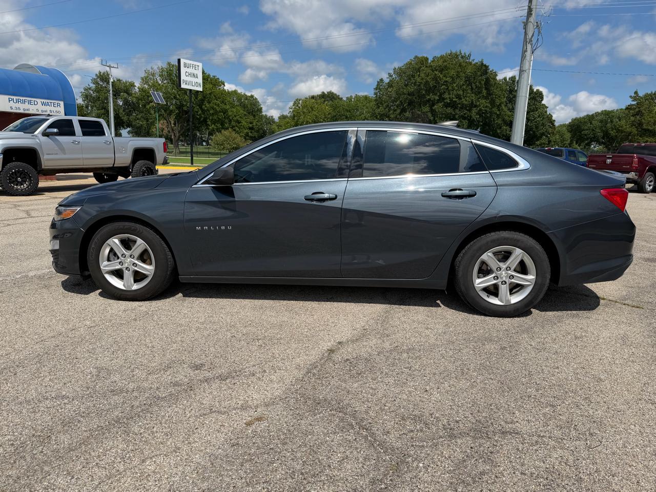 Chevrolet Malibu 4dr Sdn LS w/1LS 2020