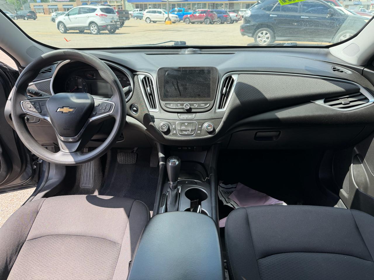 Chevrolet Malibu 4dr Sdn LS w/1LS 2020