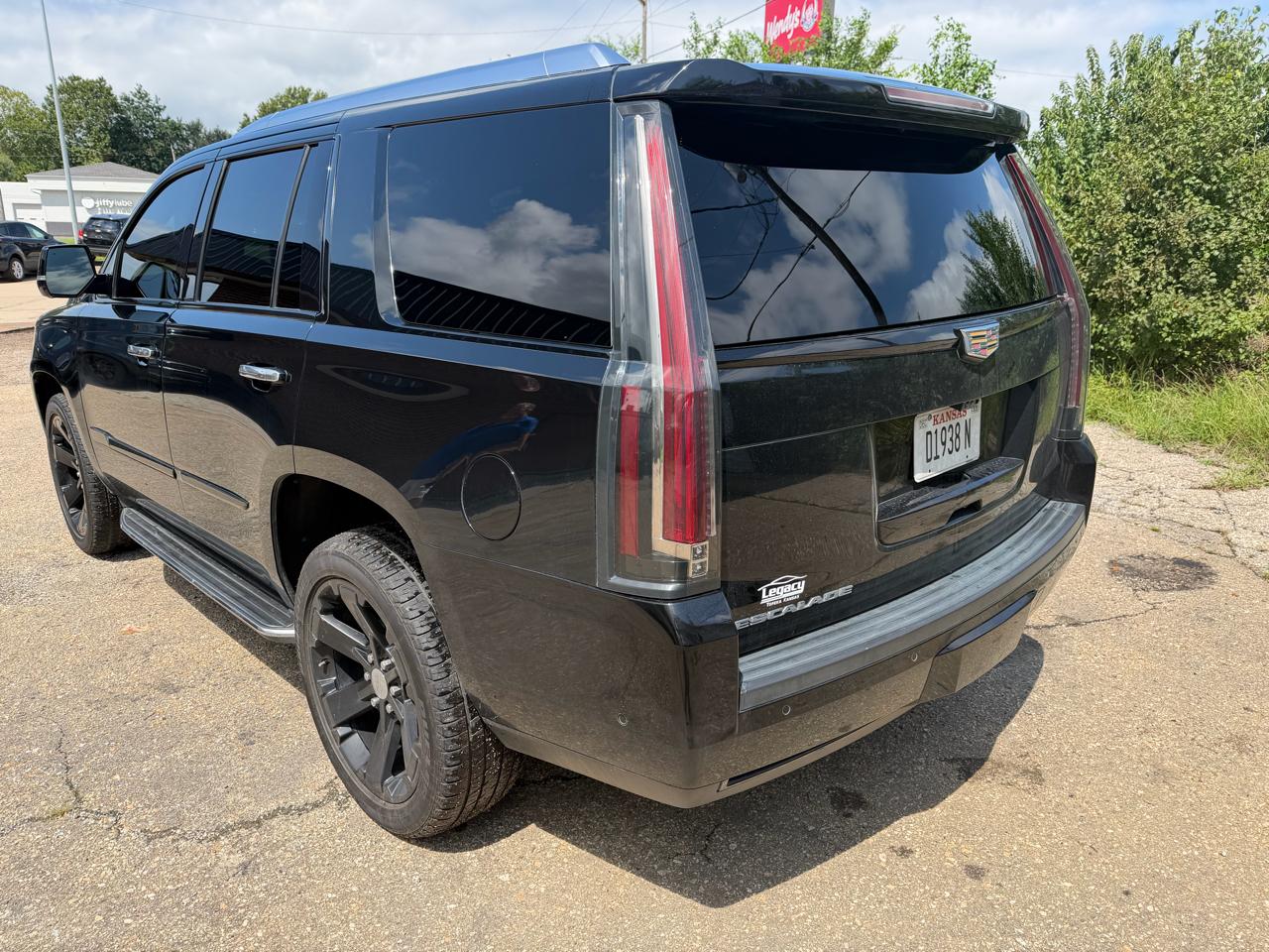 Cadillac Escalade 4WD 4dr Premium Luxury 2020