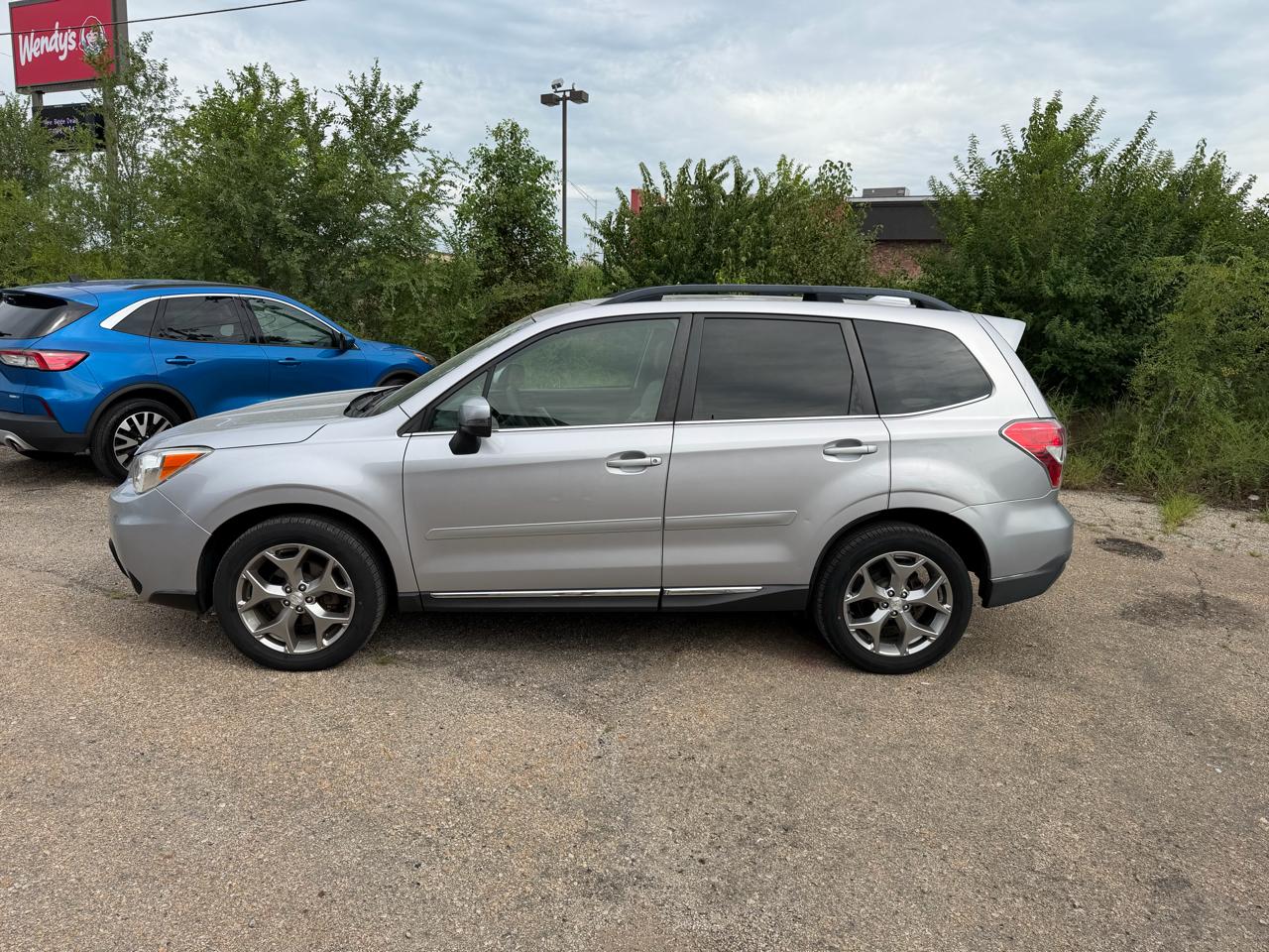 Subaru Forester 4dr CVT 2.5i Touring PZEV 2016