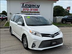 2018 Toyota Sienna 