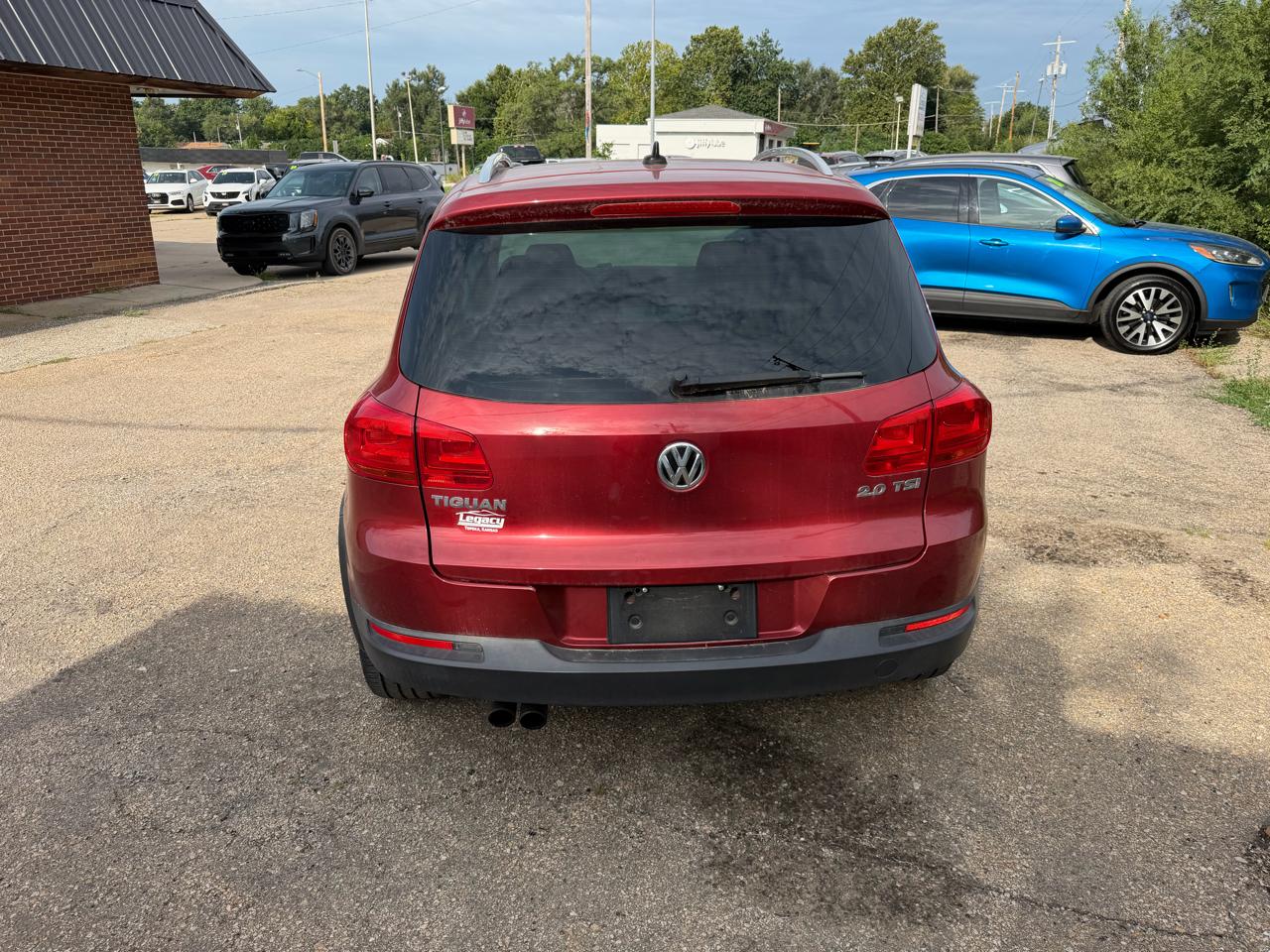 Volkswagen Tiguan 2WD 4dr Auto SE w/Sunroof & Nav 2013