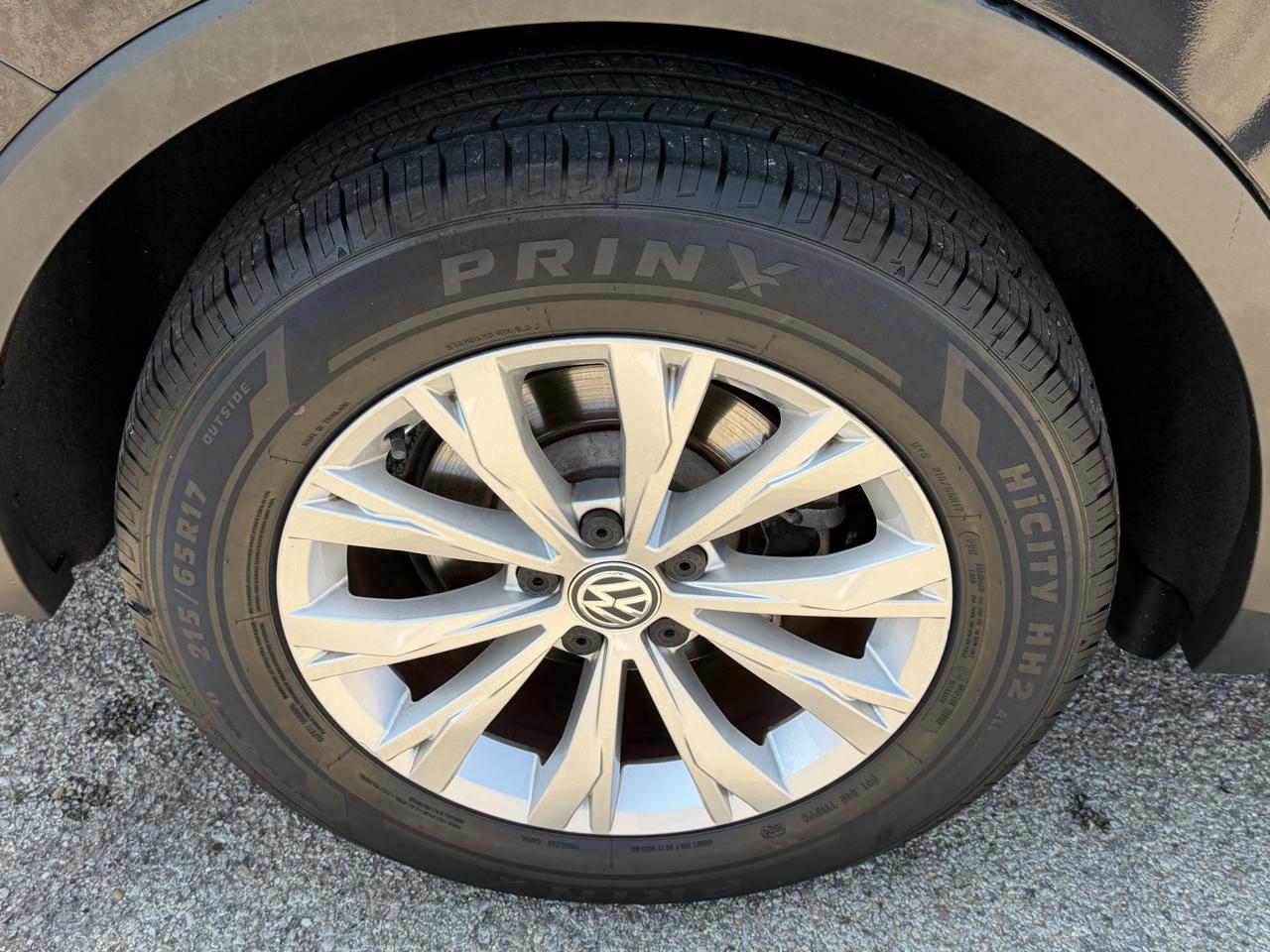 Volkswagen Tiguan 2.0T SEL R-Line Black FWD 2019