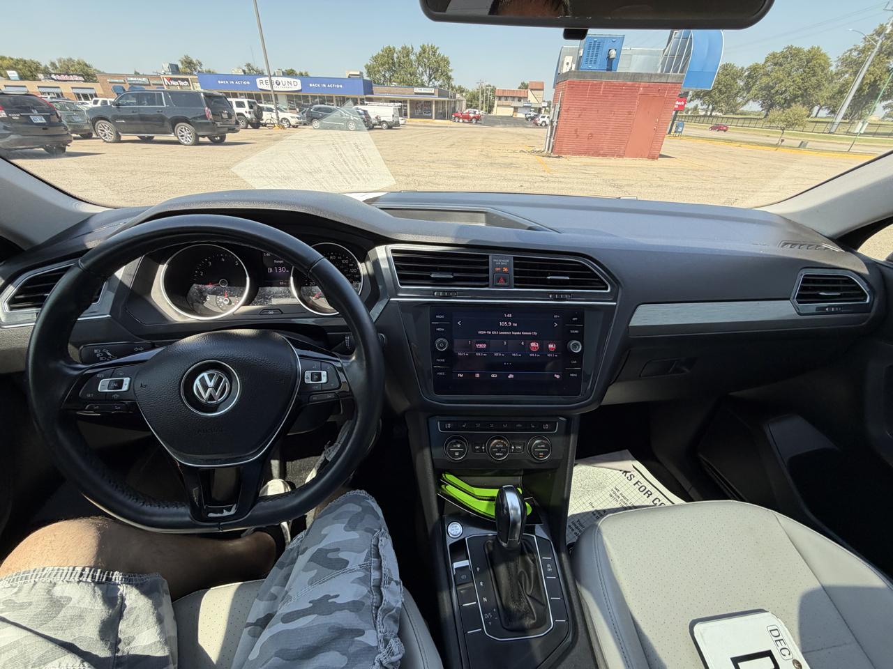 Volkswagen Tiguan 2.0T SEL R-Line Black FWD 2019
