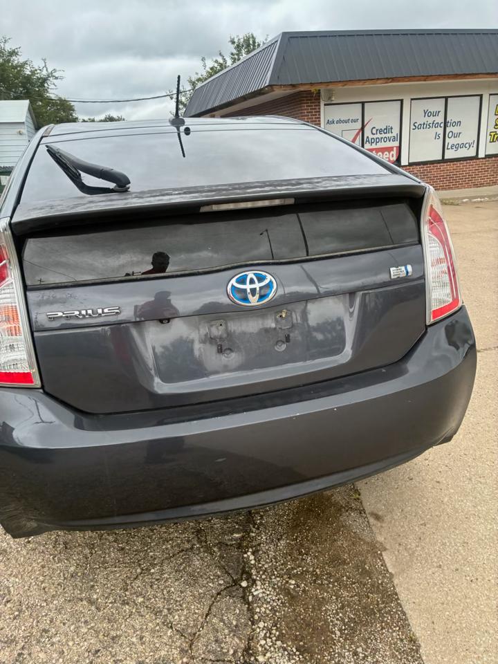 Toyota Prius 5dr HB Three (Natl) 2012