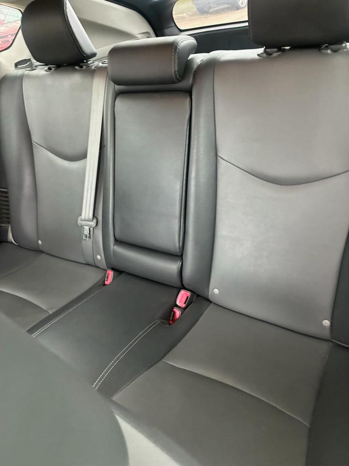 Toyota Prius 5dr HB Three (Natl) 2012