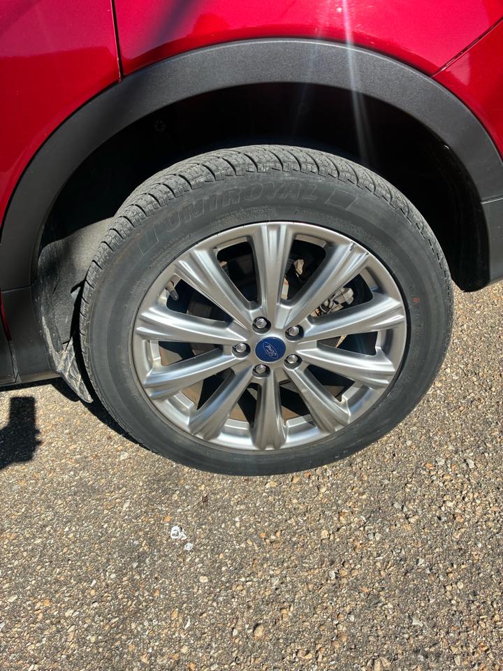 Ford Escape Titanium 4WD 2018