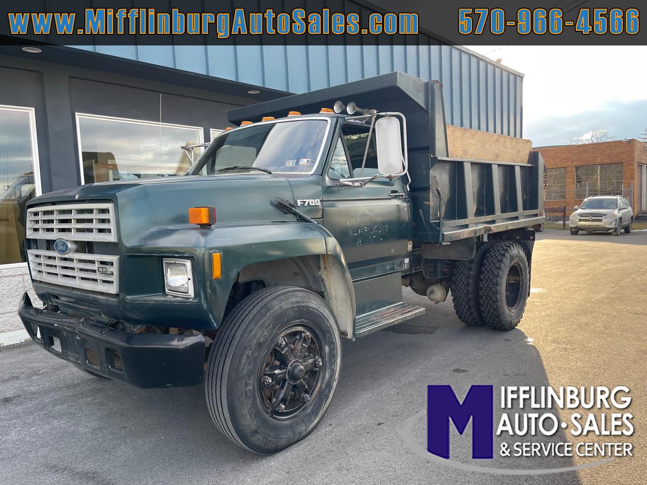 Used 1992 Ford F700 Base for Sale in Mifflinburg PA 17844 Mifflinburg