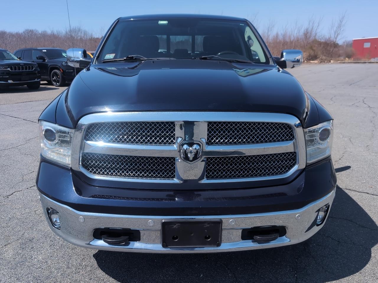RAM 1500 4WD Crew Cab 149" Limited 2015