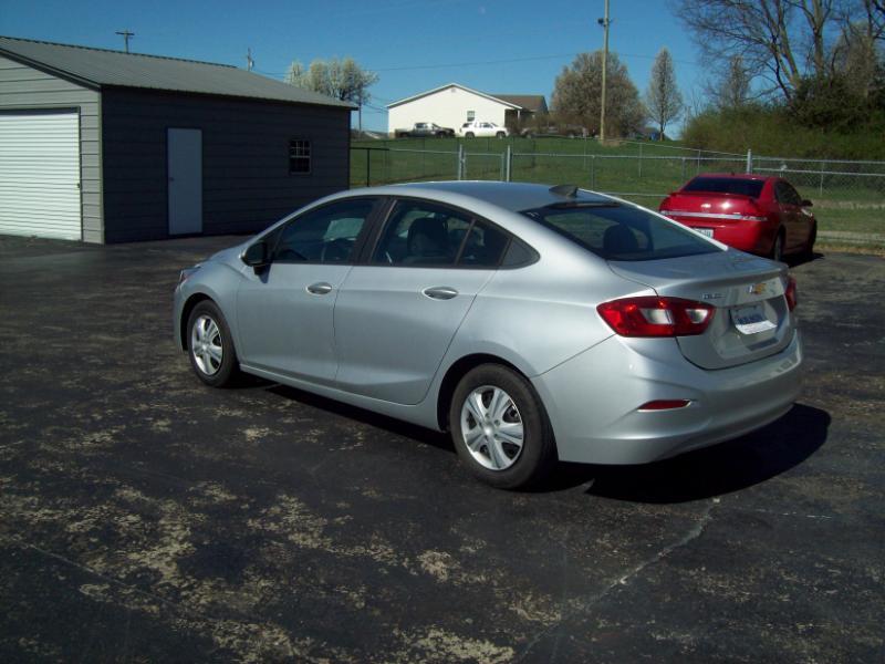 Chevrolet Cruze LS 2019