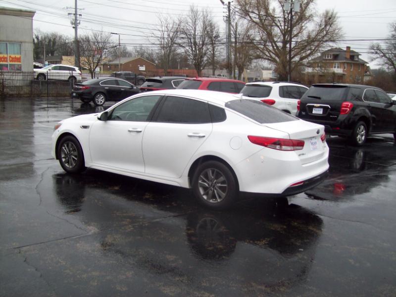 Kia Optima LX 2016