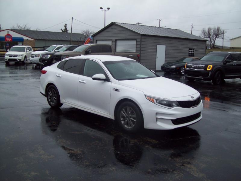 Kia Optima LX 2016