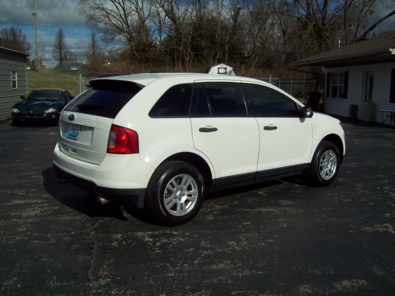 Ford Edge SE FWD 2012