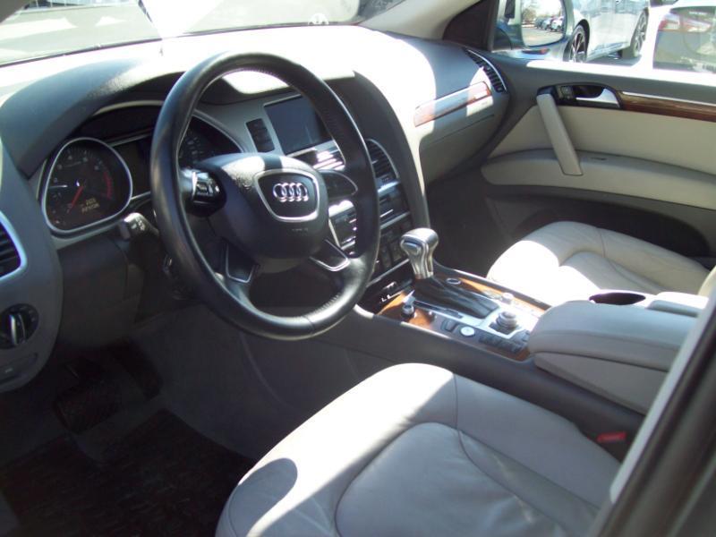 Audi Q7 3.0T Premium Plus quattro 2015